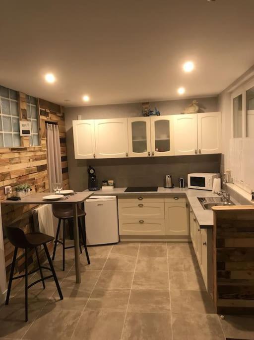 Bienvenue Chez Moi Διαμέρισμα Καλέ Εξωτερικό φωτογραφία